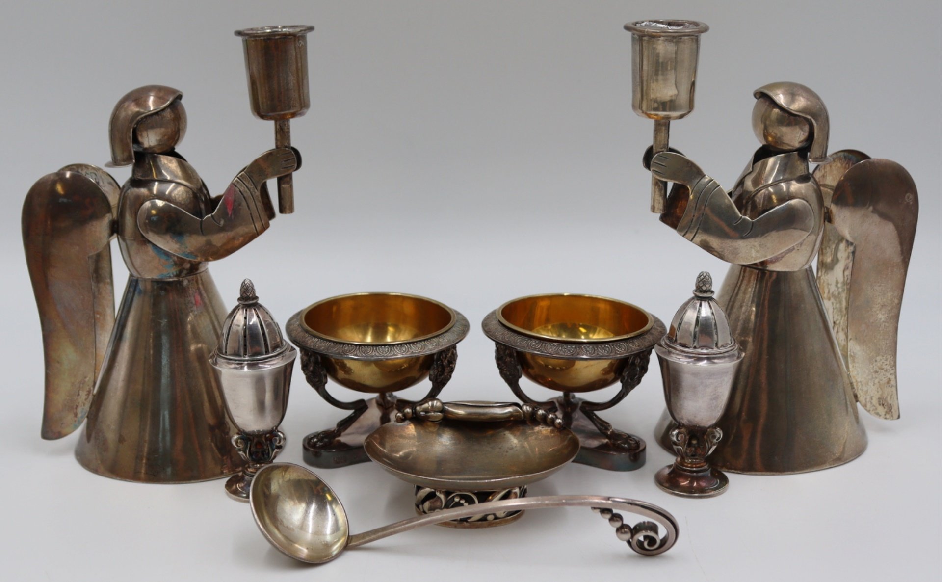 SILVER. ASSORTED DECORATIVE