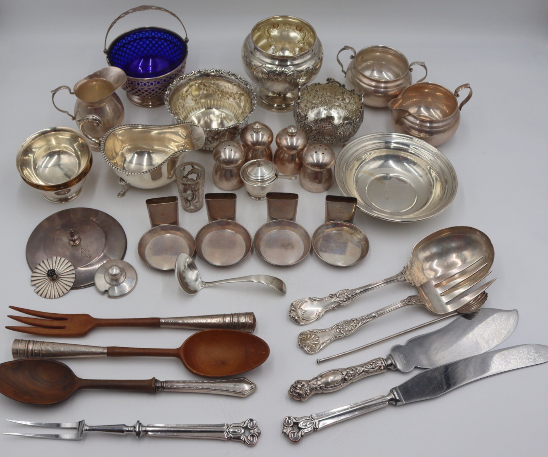 SILVER. ASSORTED GROUPING OF SILVER
