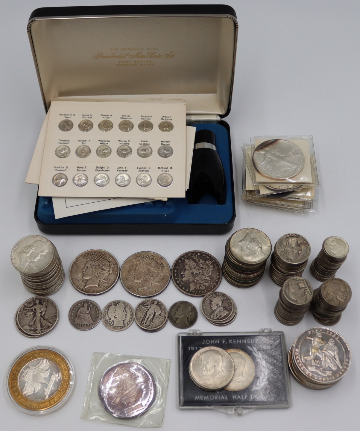 SILVER. ASSORTED LOT OF JUNK SILVER