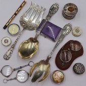 SILVER. ASSORTED OBJETS D'ART