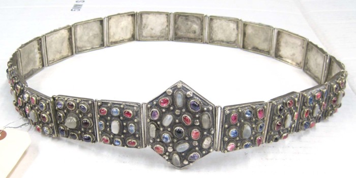 SILVER BELT having one hexagonal