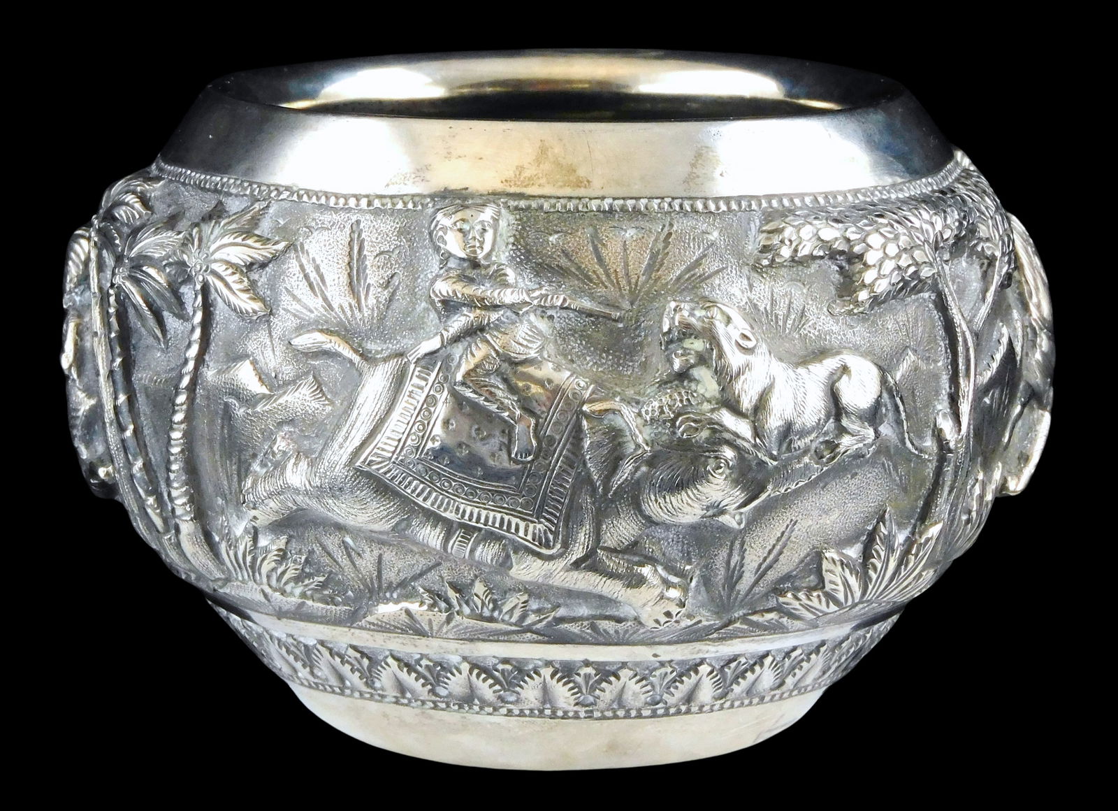 SILVER: BURMESE SILVER THABEIK BOWL