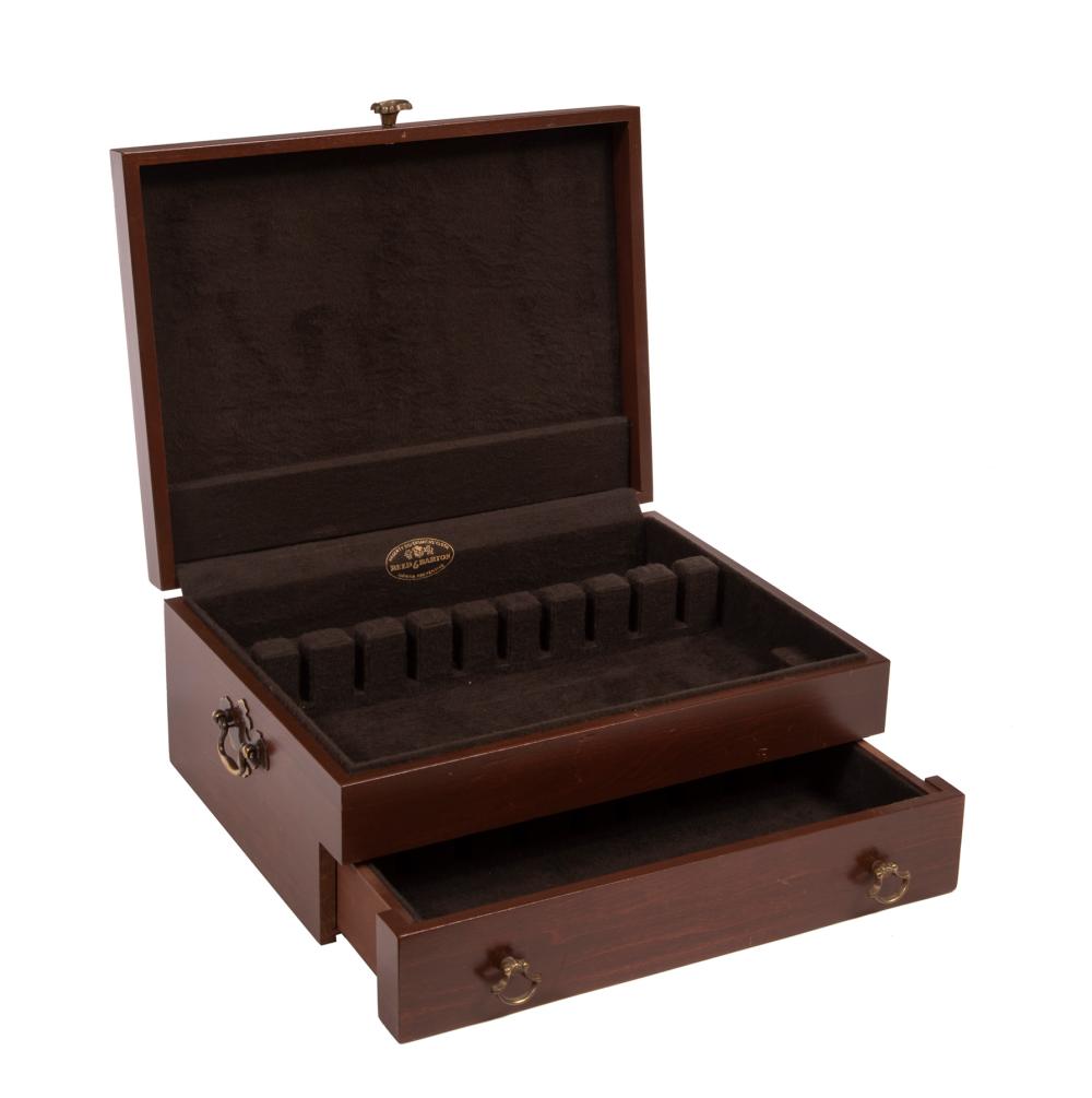 SILVER CHESTSilver Chest, Reed &