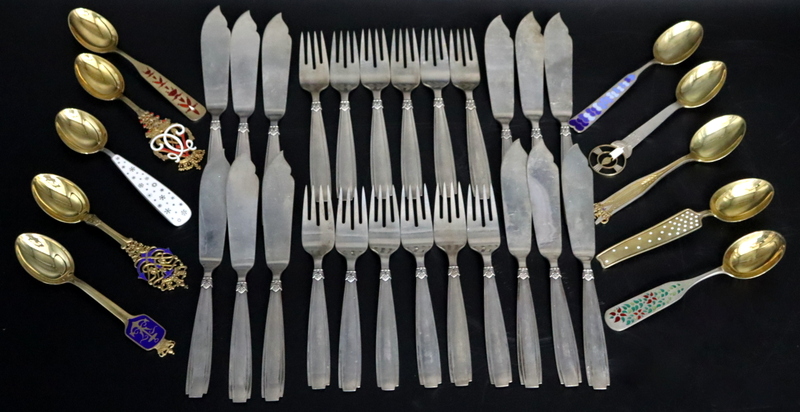 SILVER. DANISH .826 SILVER FISH