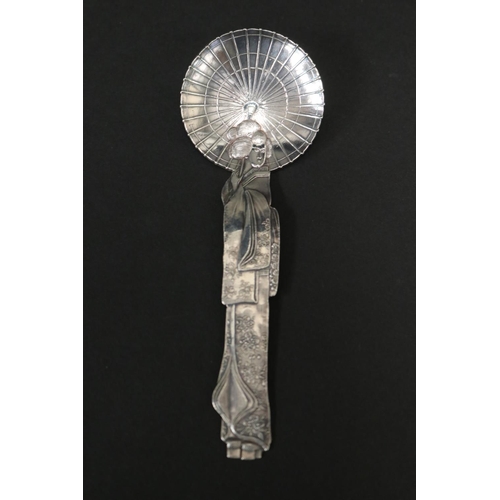 Silver Geisha tea caddy spoon,
