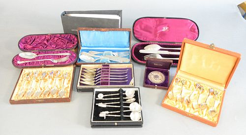 SILVER LOT TO INCLUDE THREE PIECE