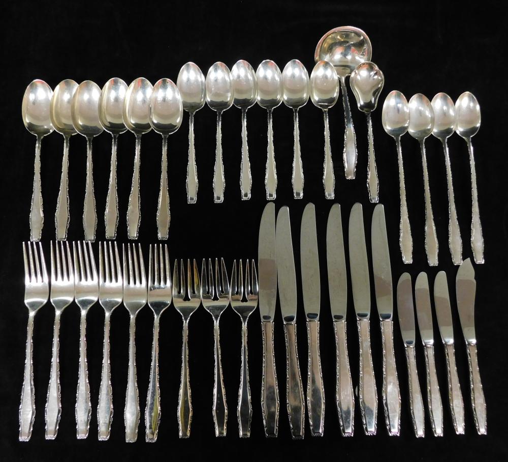 SILVER: LUNT STERLING FLATWARE,
