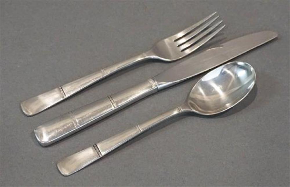 SILVER PLATE FLAT TABLE SERVICE AND