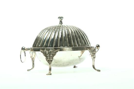 SILVER PLATE SERVING DISH. 