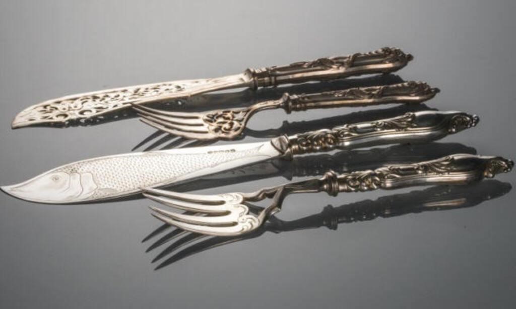 SILVER PLATED FISH SERVERSTwo pairs