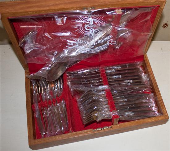 Silver-plated flatware set in