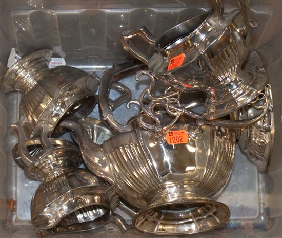Silver-plated tea set Estimate $