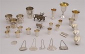 SILVER SMALL TABLE ARTICLES Co