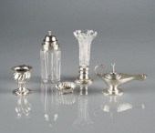 SILVER TABLE ACCESSORIESA grou
