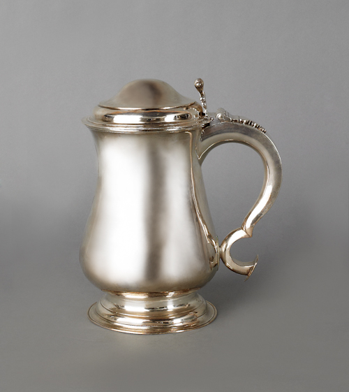 Silver tankard 18th c. bearing