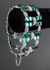 SILVER-TONE CRYSTAL & POURED G