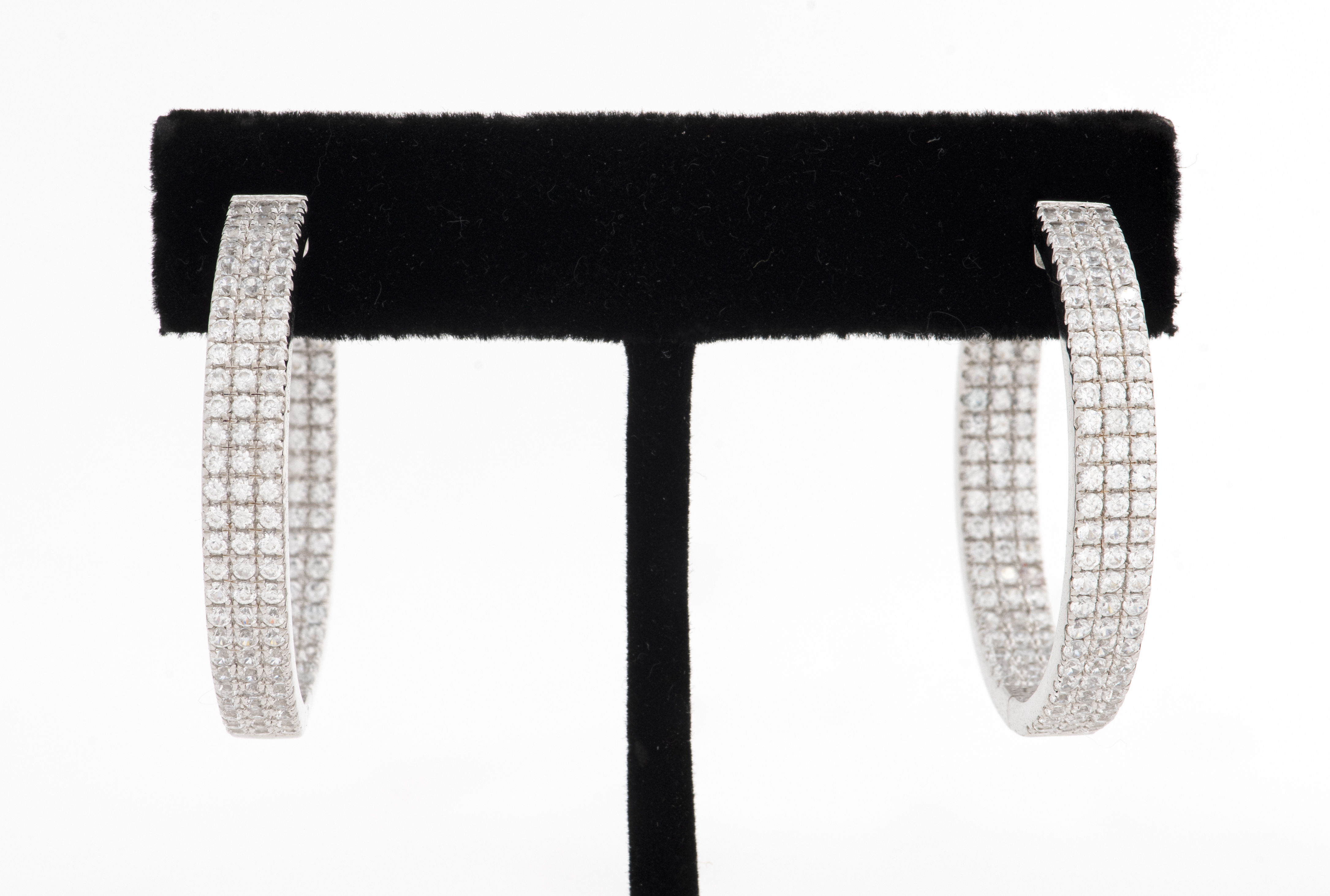 SILVER TRIPLE ROLL WHITE ZIRCON