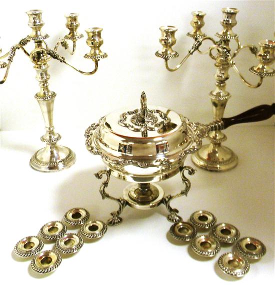 Silverplate chafing dish on