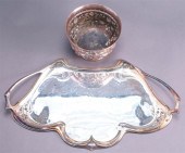 SILVERPLATE FOOTED REPOUSSE BO