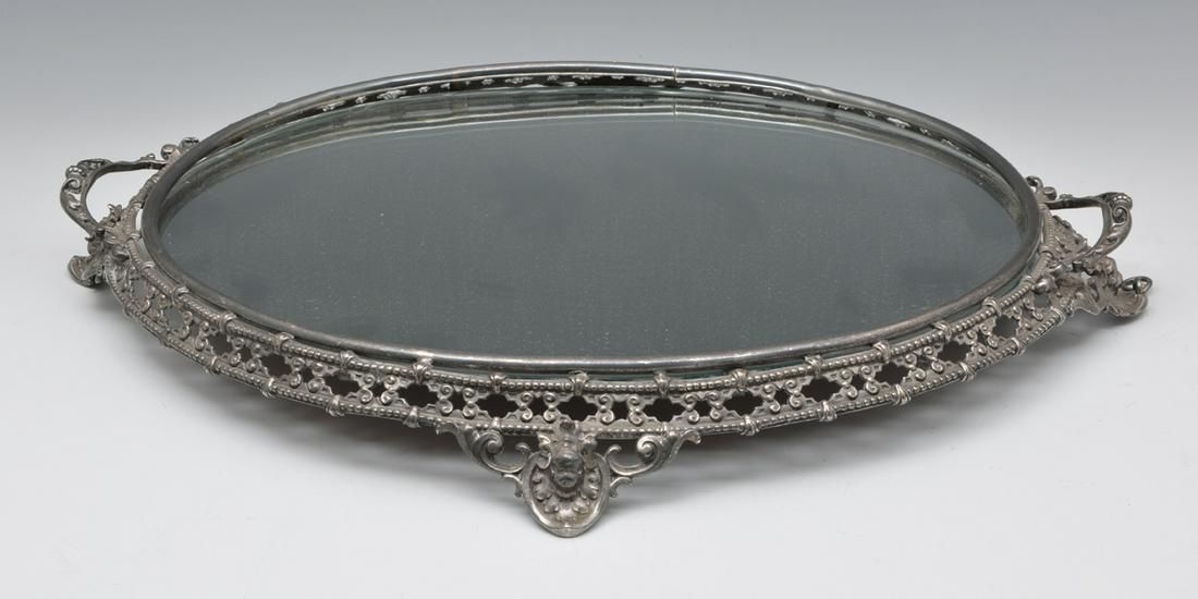 SILVERPLATE MIRRORED PLATEAU,