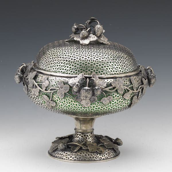 SILVERPLATE STRAWBERRY