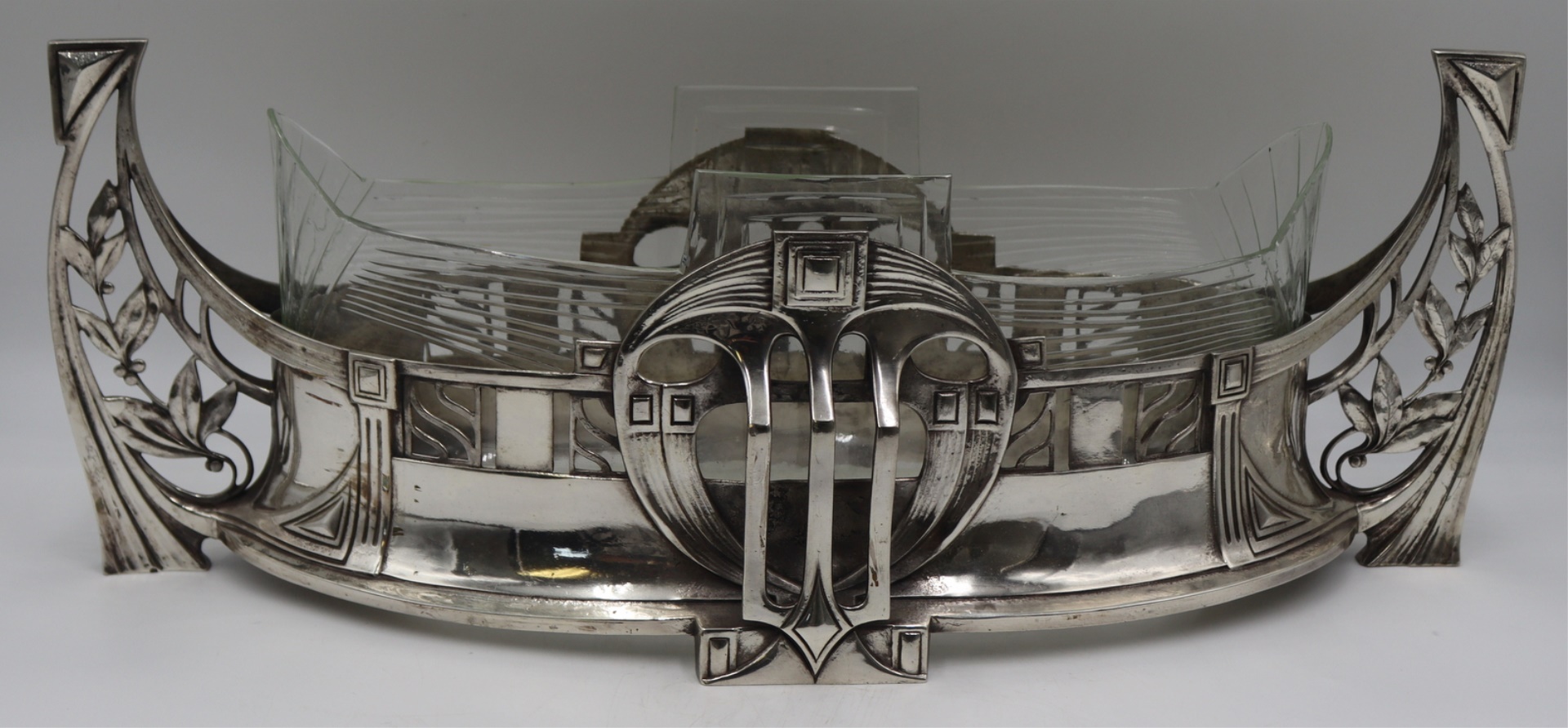 SILVERPLATE. WMF SILVERPLATE CENTER