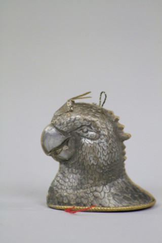 SILVERY PARROT HEAD DRESDEN CANDY