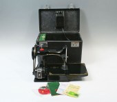 SINGER FEATHERWEIGHT SEWING MA