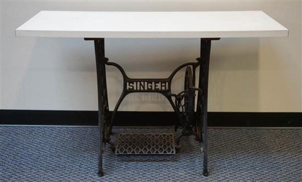 SINGER WROUGHT IRON TREADLE BASE
