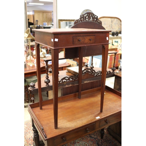 Single drawer side table with