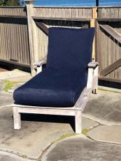 SINGLE GLOSTER TEAK CHAISE LOU