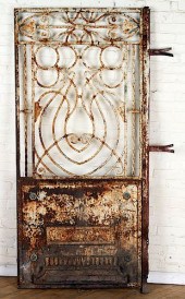 SINGLE IRON GARDEN GATE OLD WH