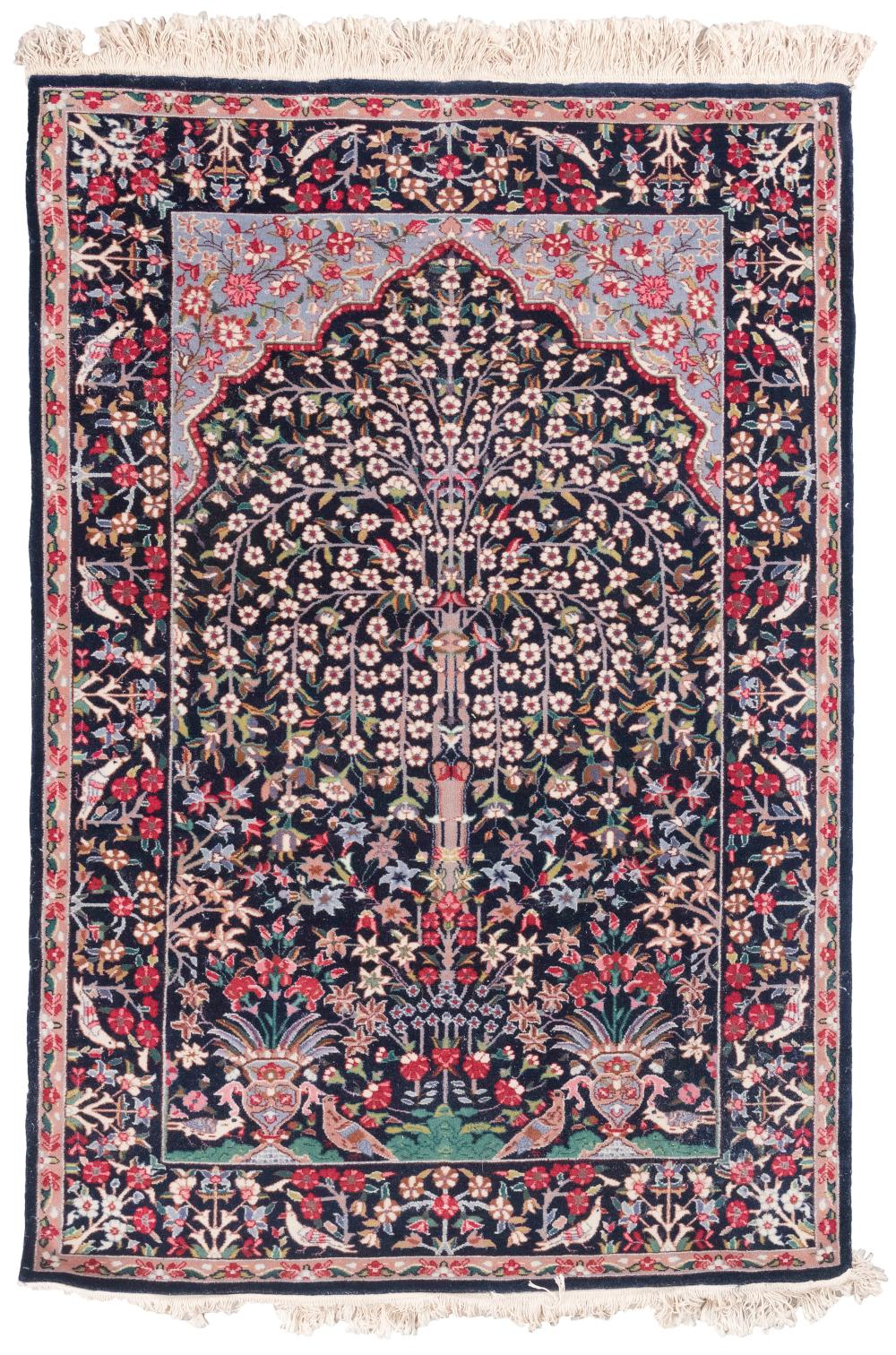 SINO-KIRMAN PRAYER RUG: 4'0" X