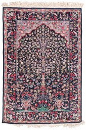 SINO-KIRMAN PRAYER RUG: 4'0" X