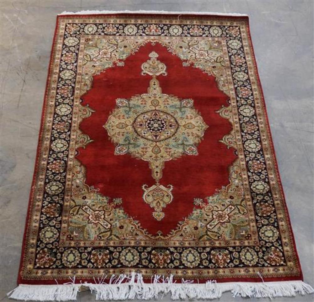 SINO-TABRIZ SCATTER RUG, 6 FT X 3