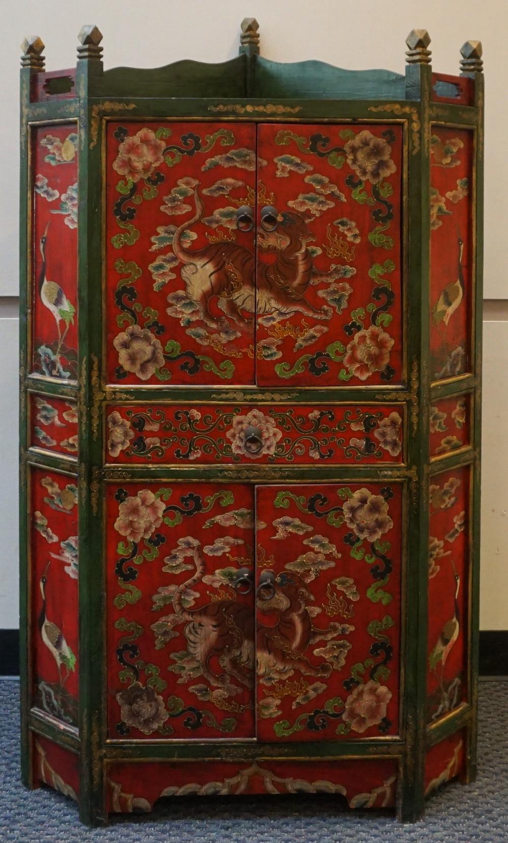 SINO-TIBETAN POLYCHROME FOO LION