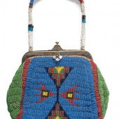 Sioux Beaded Hide Purse
laet 1
