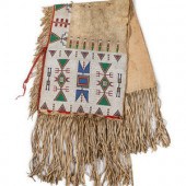 Sioux Beaded Hide Saddlebags
f