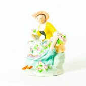 SITZENDORF MINIATURE PORCELAIN