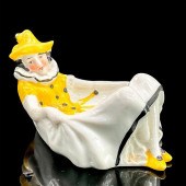 SITZENDORF PORCELAIN PIERRETTE