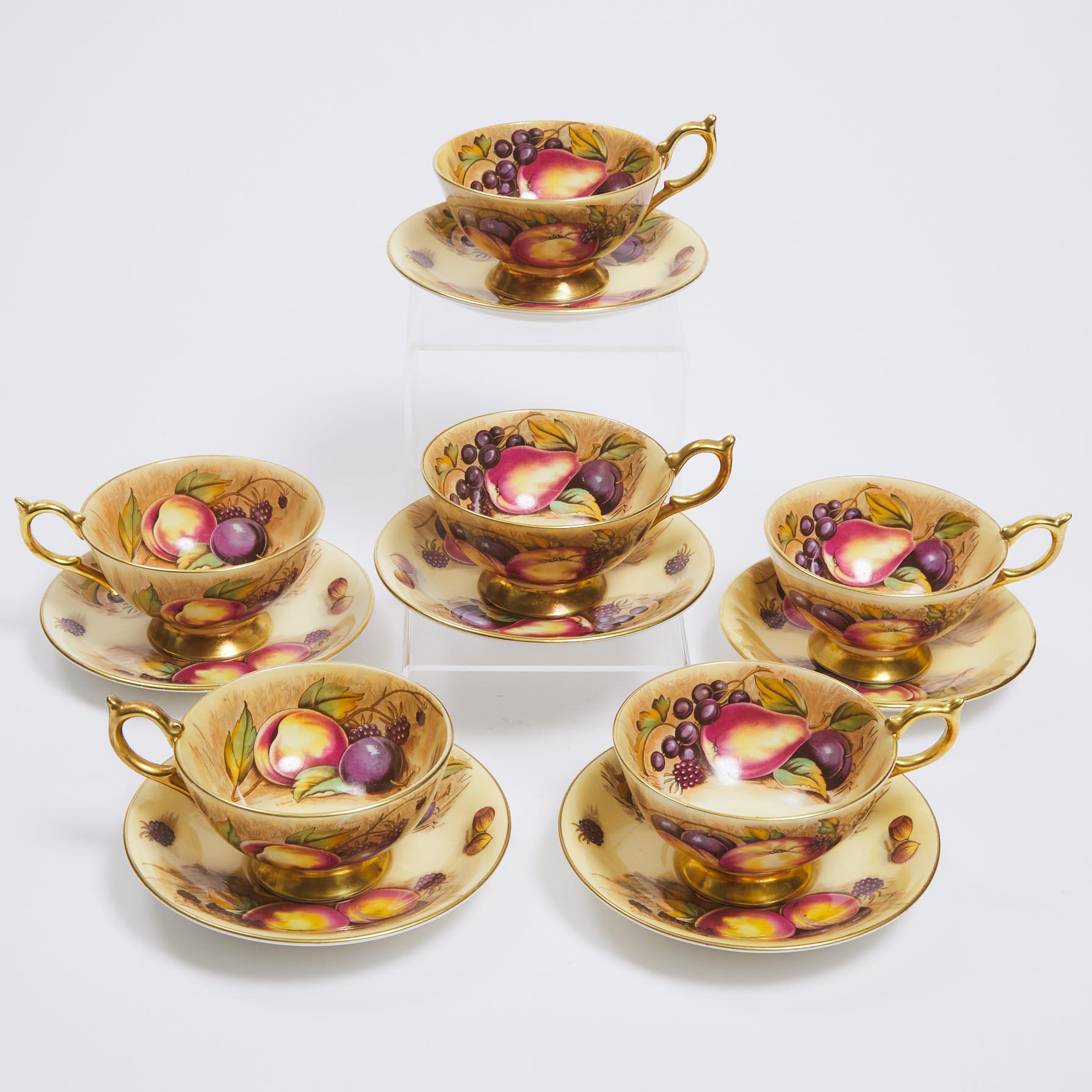 Six Aynsley 'Orchard Gold' Cups and