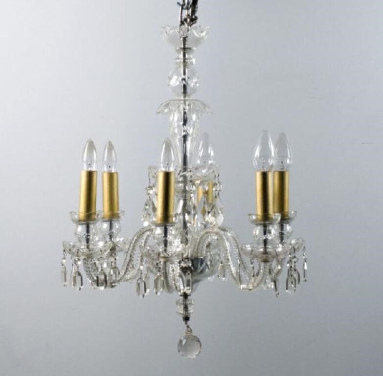 SIX-BRANCH CRYSTAL CHANDELIERAn