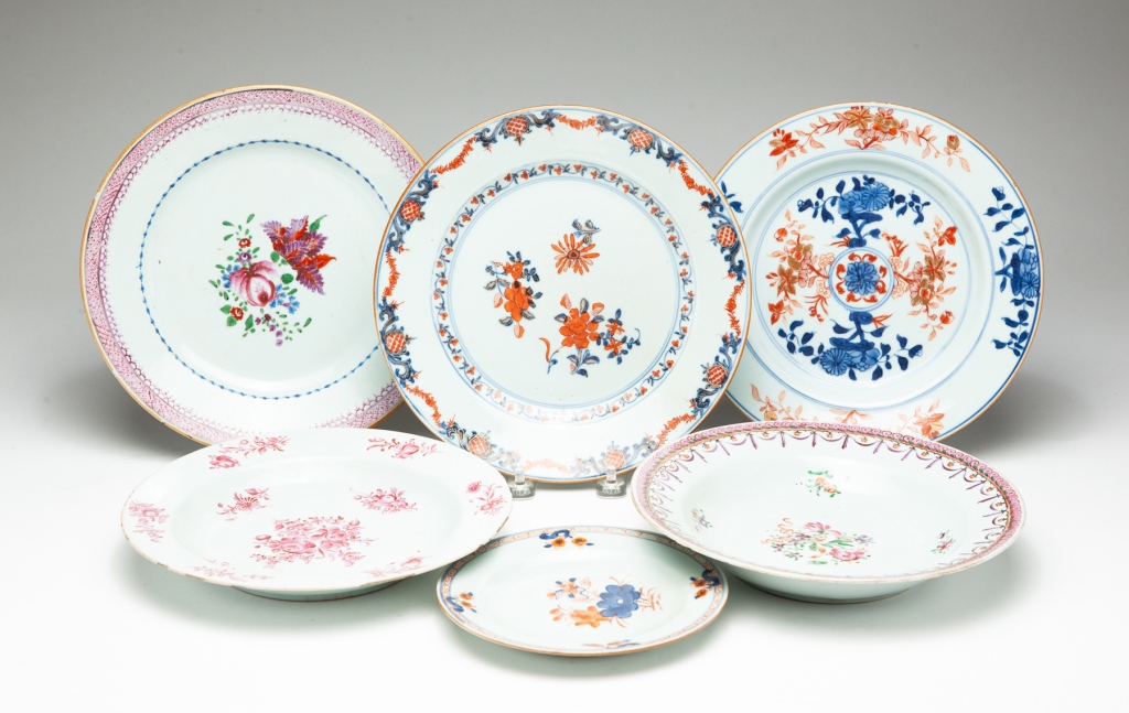 SIX CHINESE EXPORT PLATES. Late