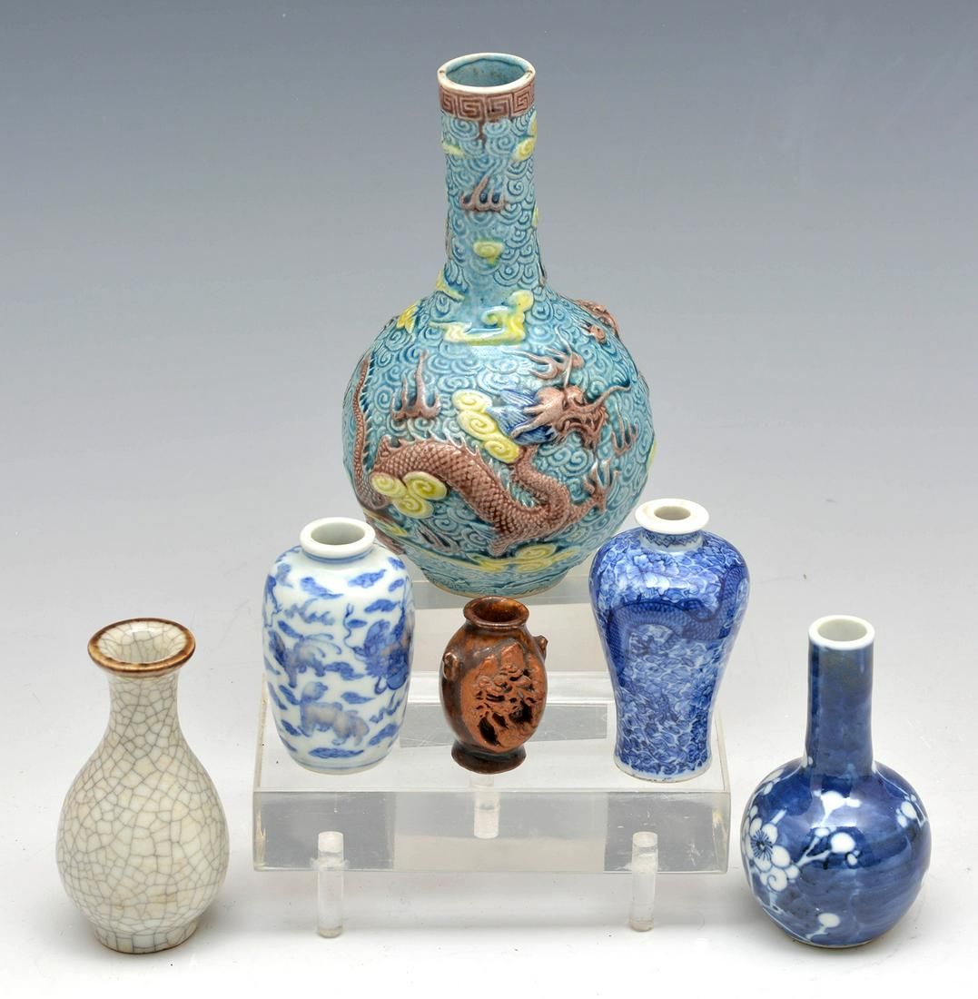 SIX CHINESE PORCELAIN VASESSix