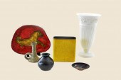 SIX CONTINENTAL CERAMIC TABLE