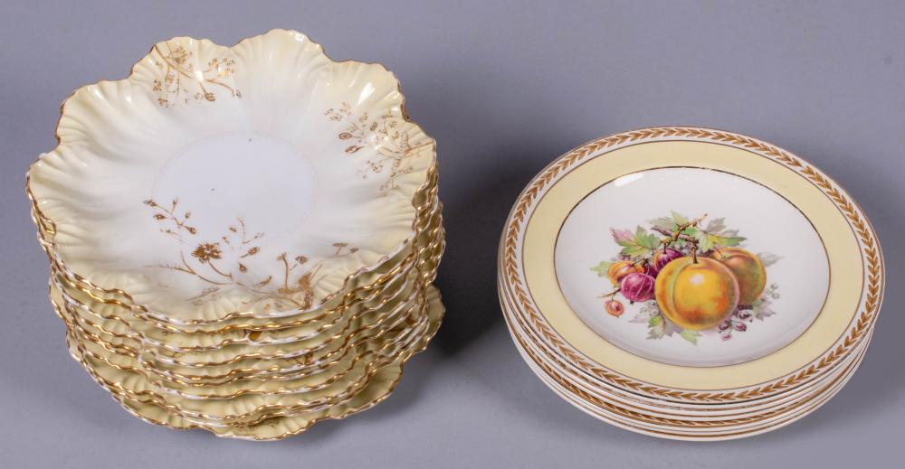 SIX CROWN DUCAL WITH FRUIT AND