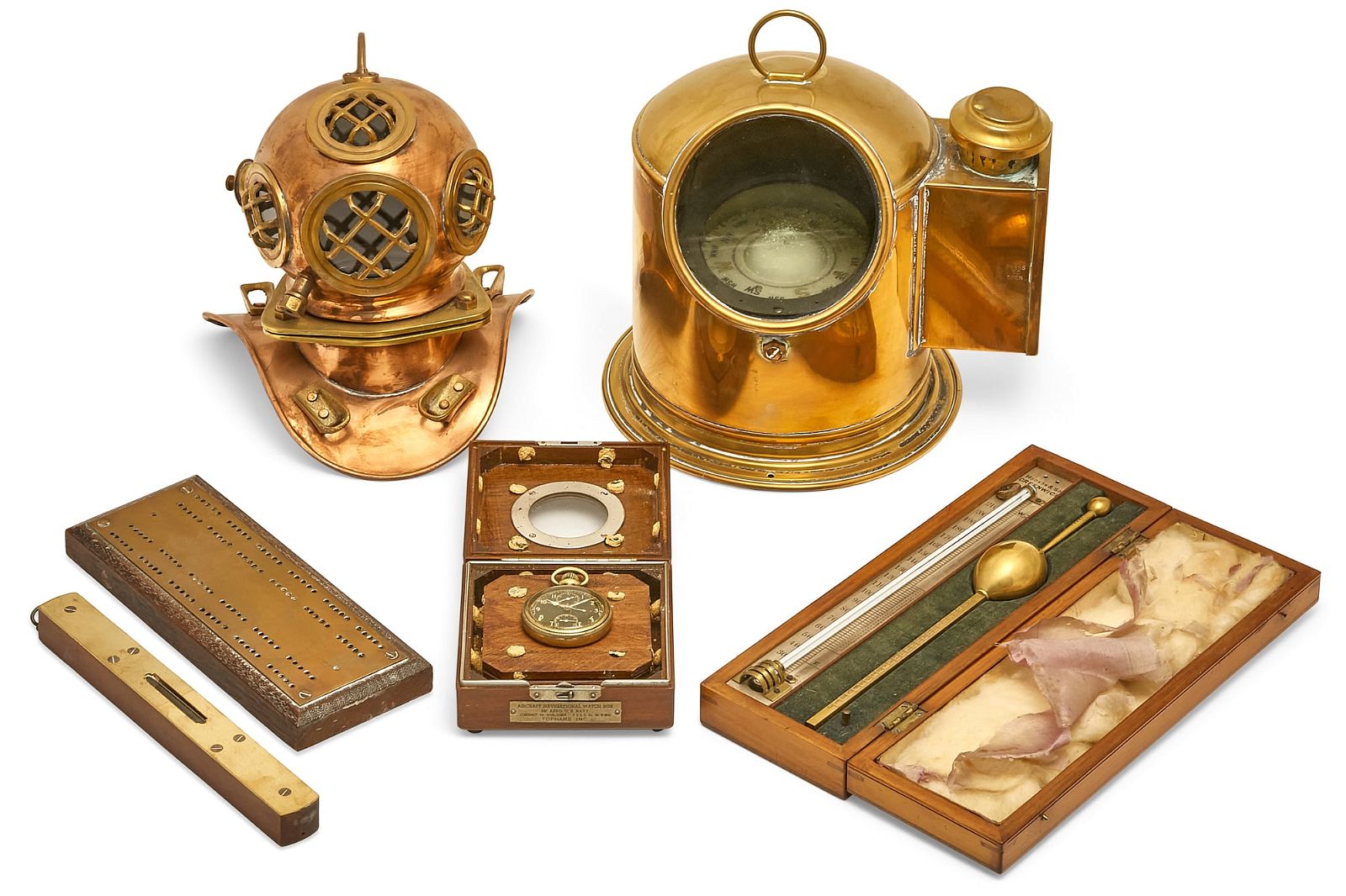 SIX DECORATIVE METALWARE