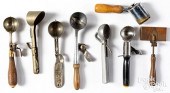 SIX ICE CREAM SCOOPS SANITARY