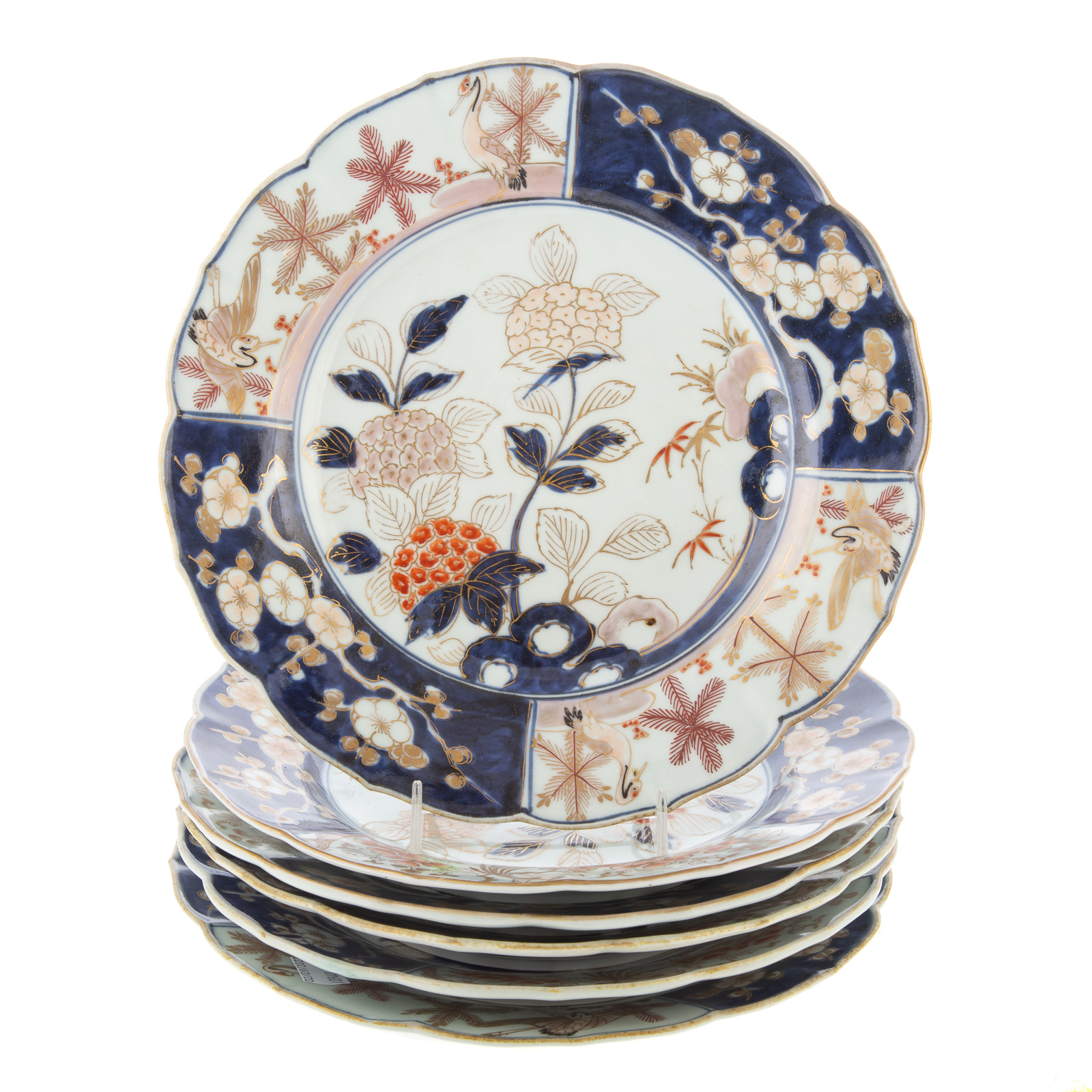 SIX JAPANESE IMARI SCALLOPED EDGE