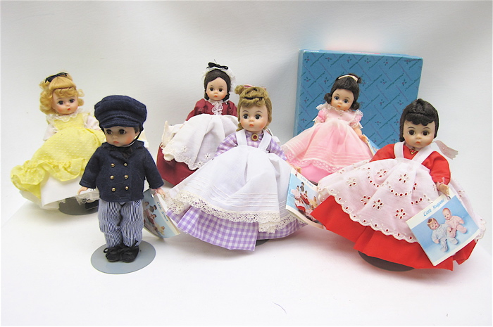 SIX MADAME ALEXANDER DOLLS mint